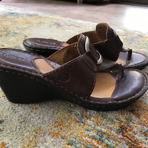 BORN SANDALS